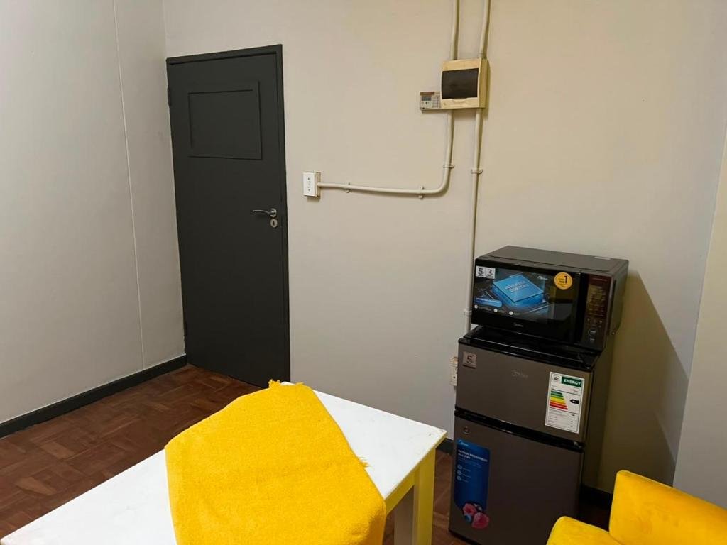 R300 room photo